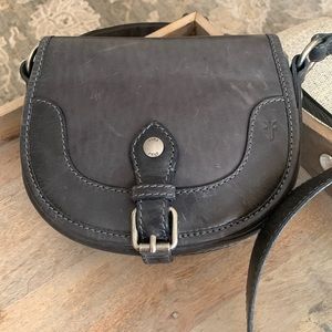 Frye Melissa Button Saddle Carbon